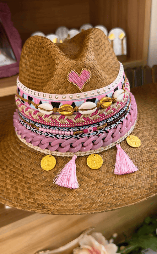 Alana hat