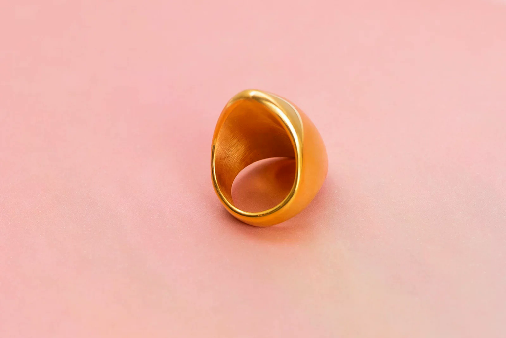 Antonia ring