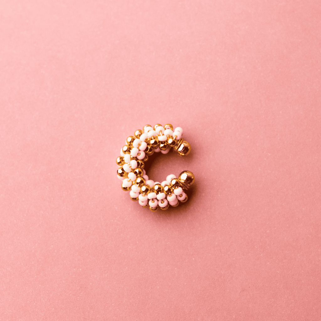 Eva Earcuff