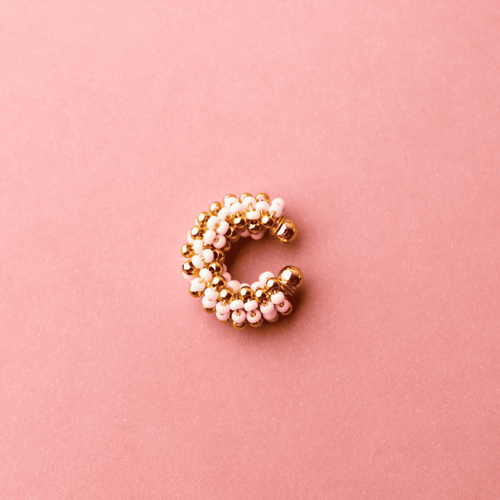 Eva Earcuff