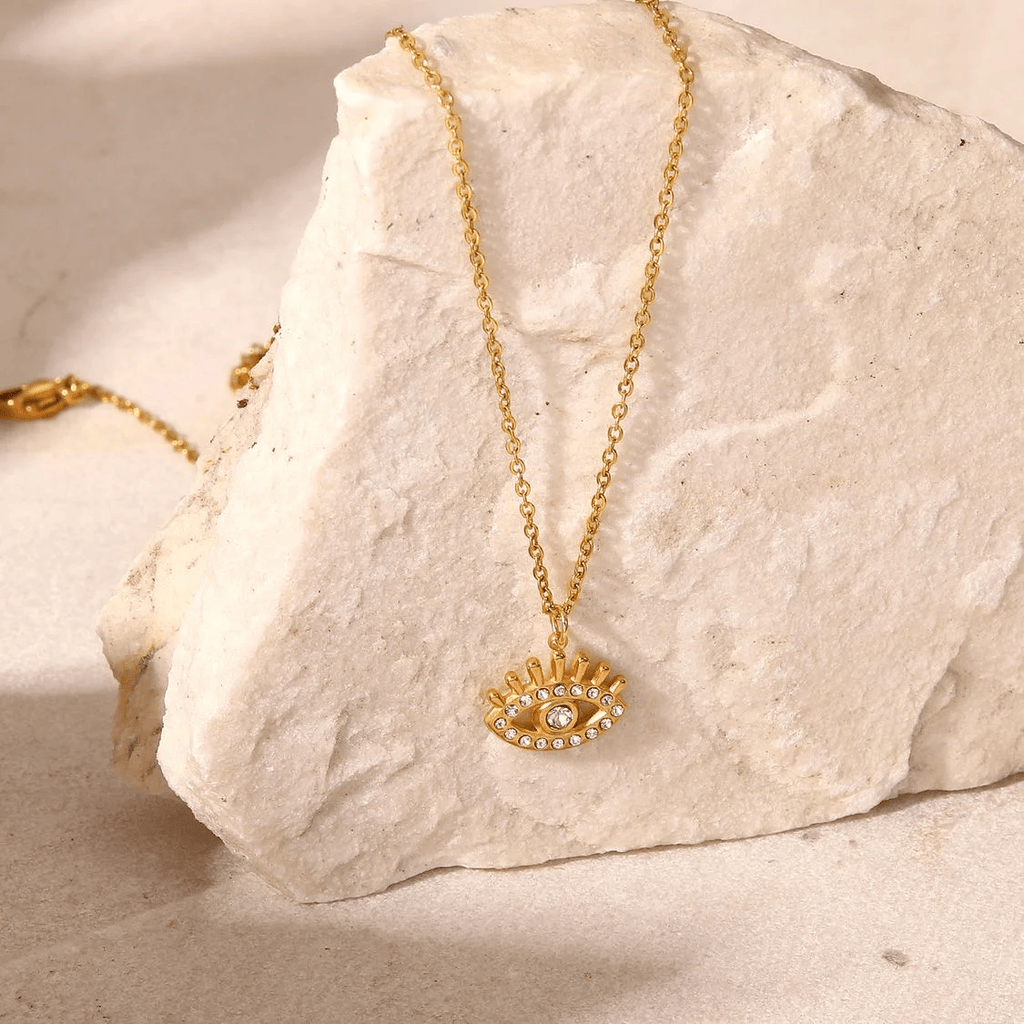 Eye gold necklace