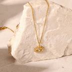 Eye gold necklace
