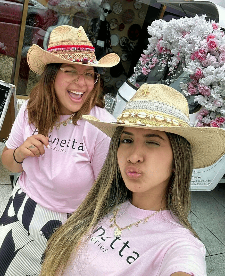 Francesca hat