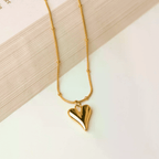 Heart gold necklace