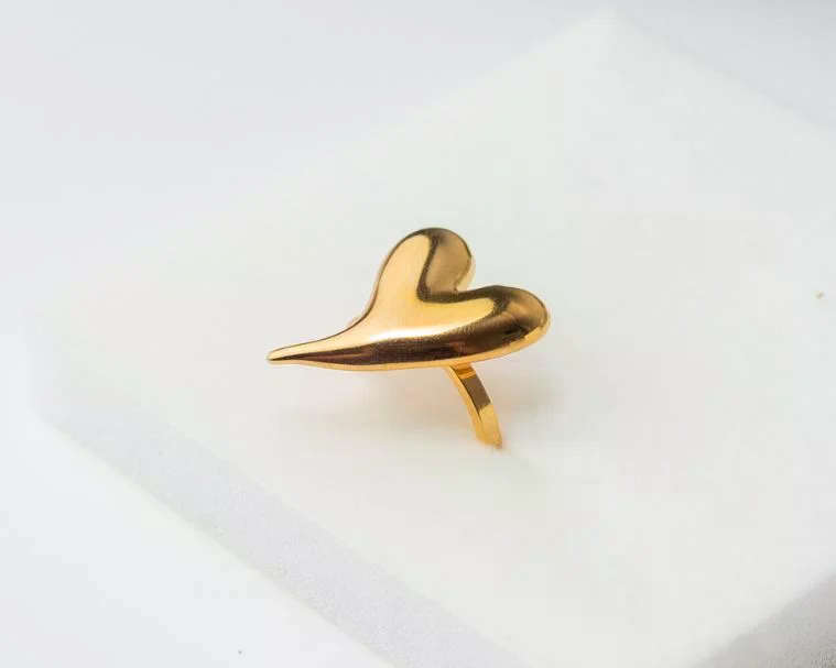Heart Gold ring