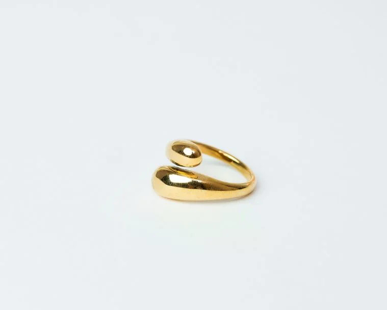 Lily ring