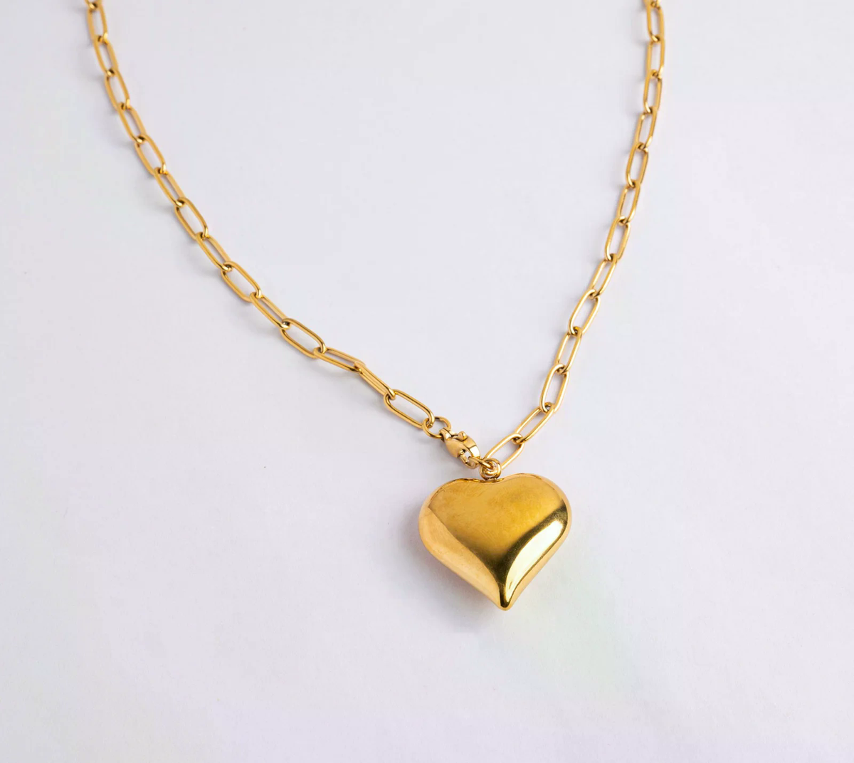 Lola necklace
