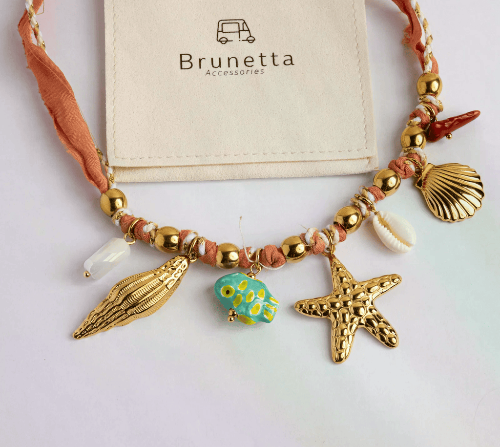 Mia necklace