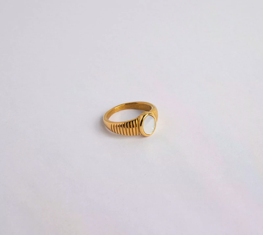 Mirella ring
