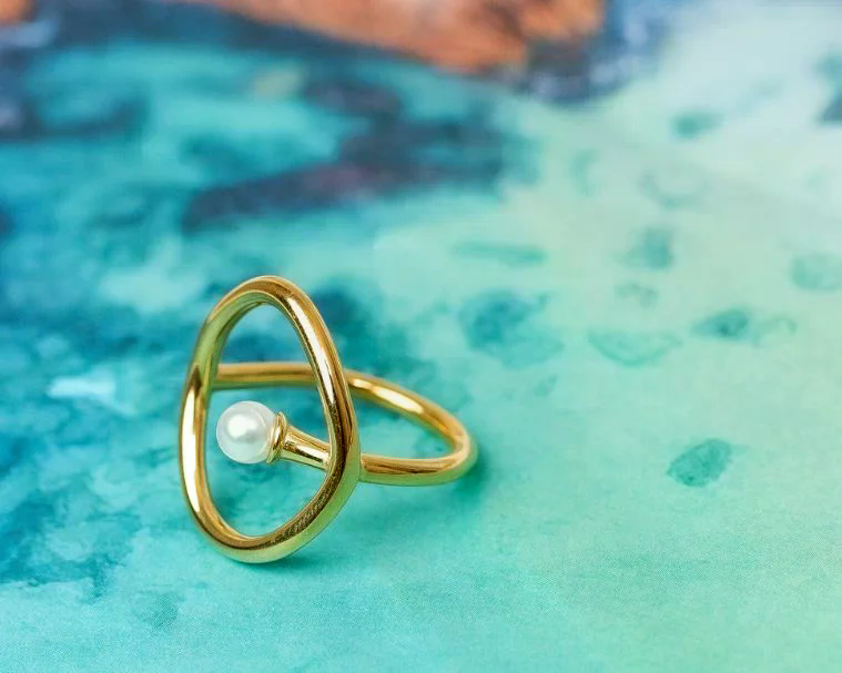 Nina ring