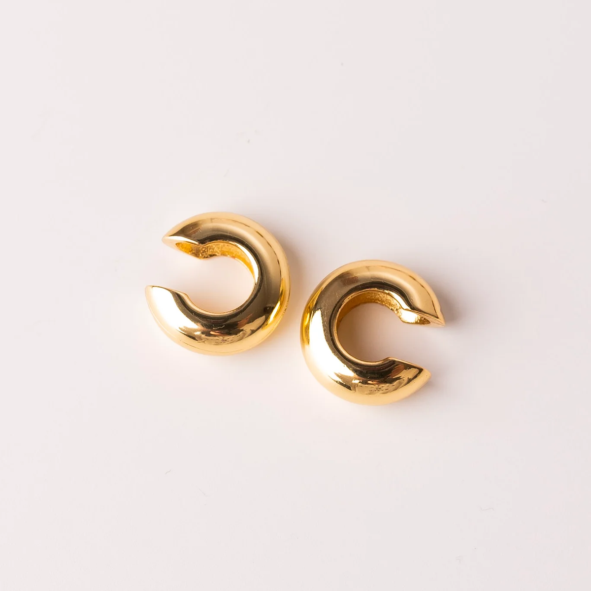 Vega Earcuff