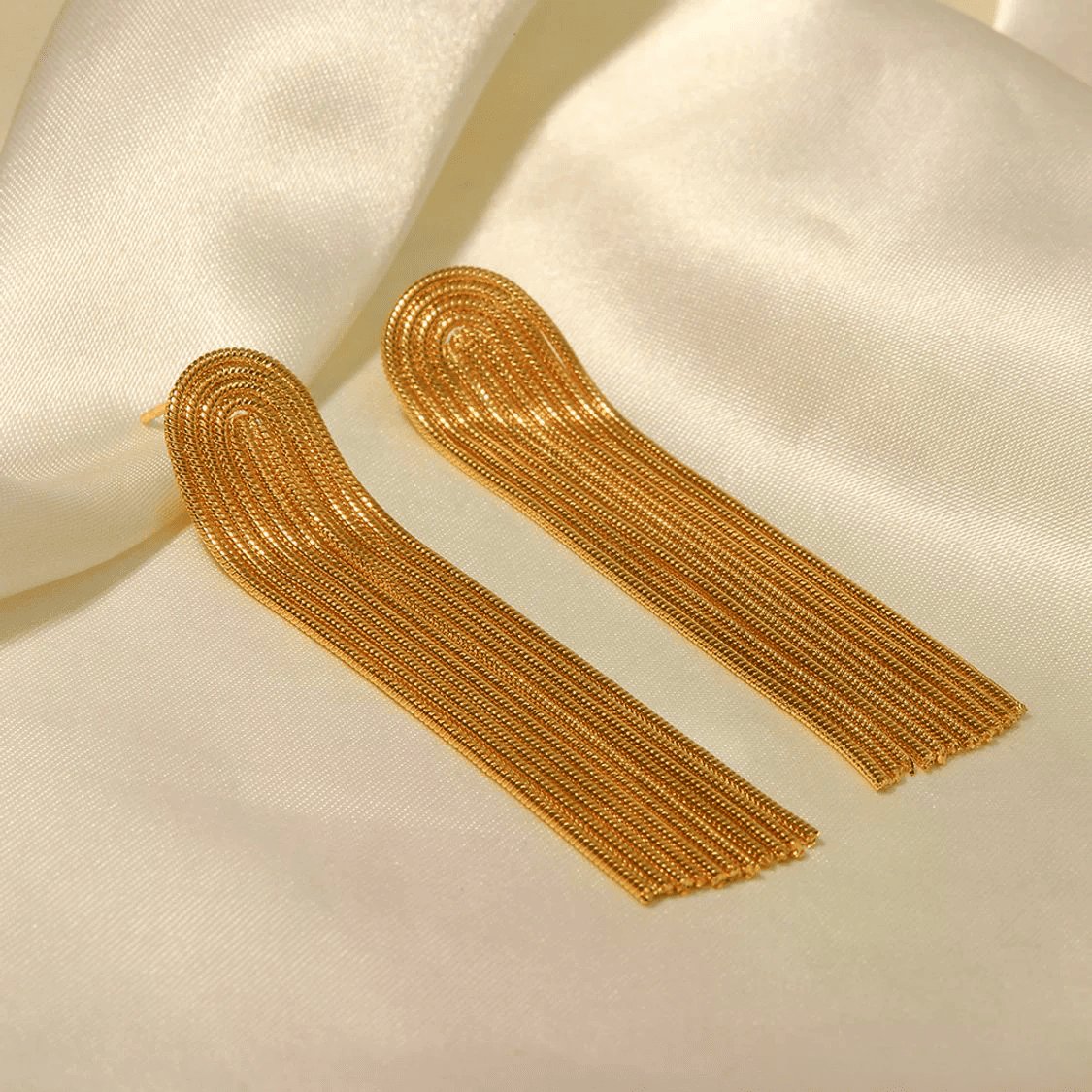 Victoria earrings