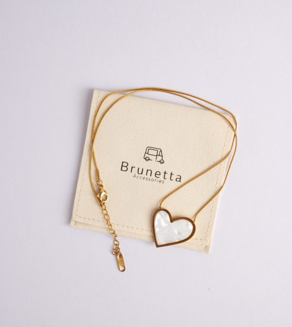Isla white necklace