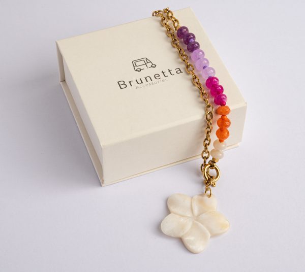 Brussels necklace
